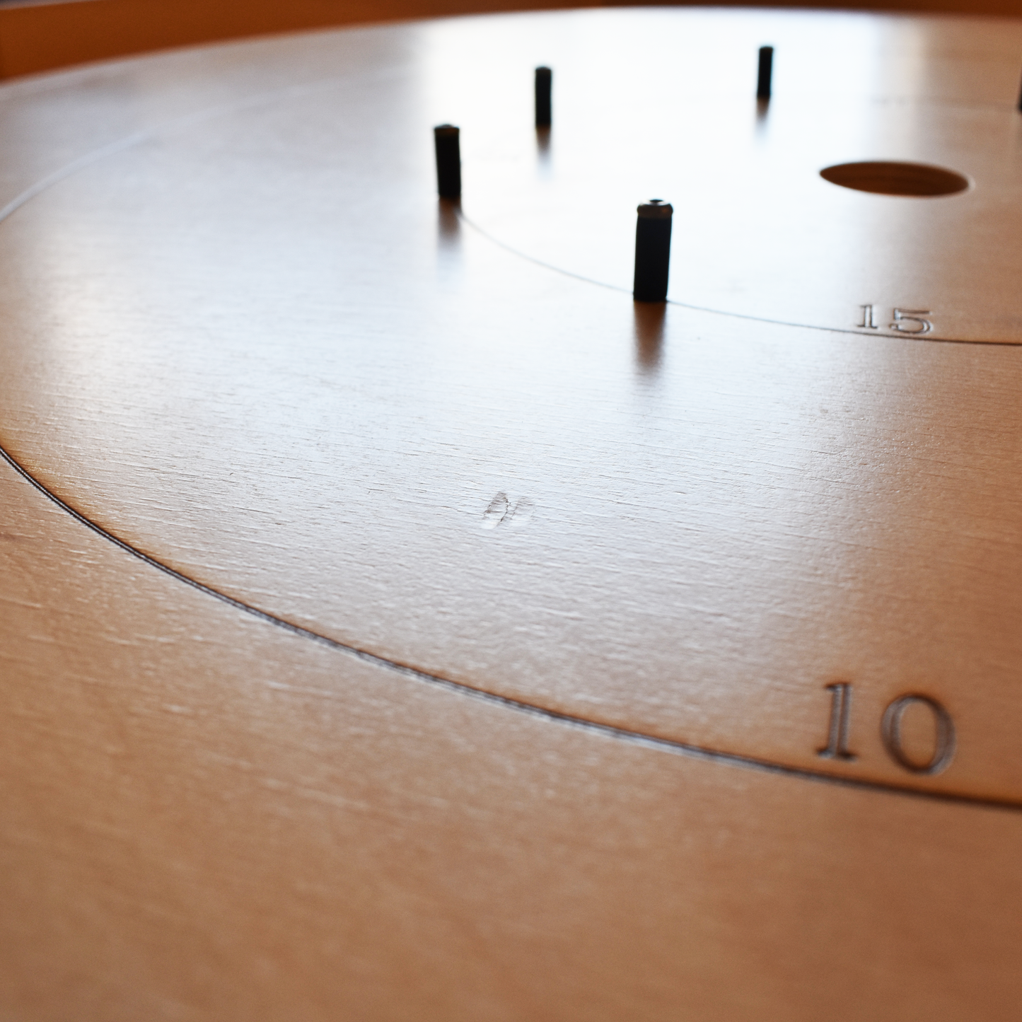 The Crokinole Master - Large Traditional Crokinole Board Game Set